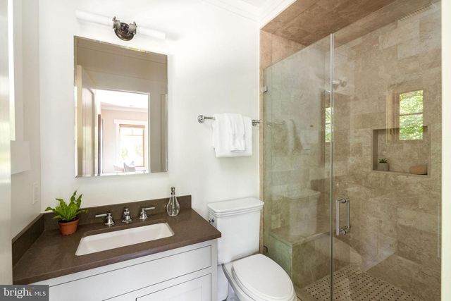 2155 DUNMORE LN NW, Washington, DC 20007