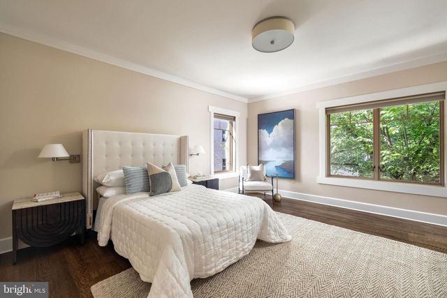 2155 DUNMORE LN NW, Washington, DC 20007