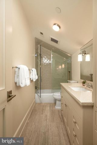 2155 DUNMORE LN NW, Washington, DC 20007