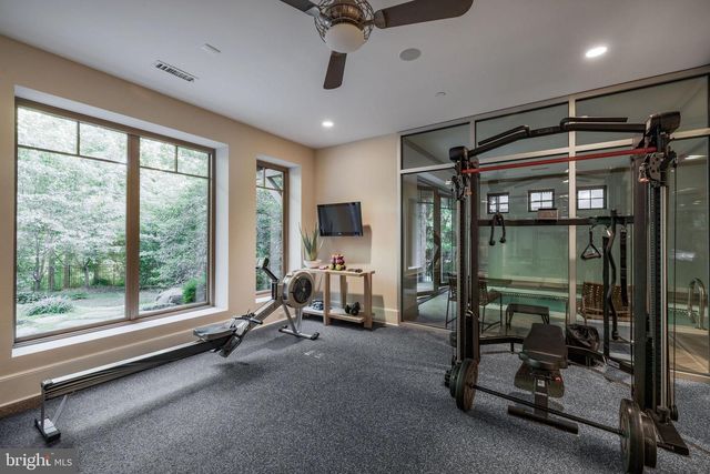 2155 DUNMORE LN NW, Washington, DC 20007