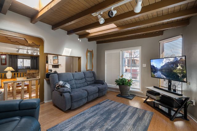 1A, 1B, 2, 4, 5, 7 Melody Lane, Santa Fe, NM 87506