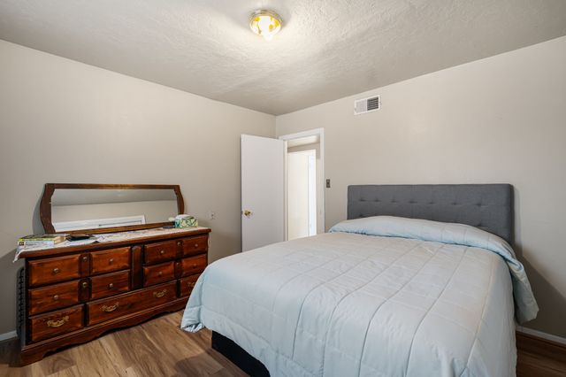 1A, 1B, 2, 4, 5, 7 Melody Lane, Santa Fe, NM 87506