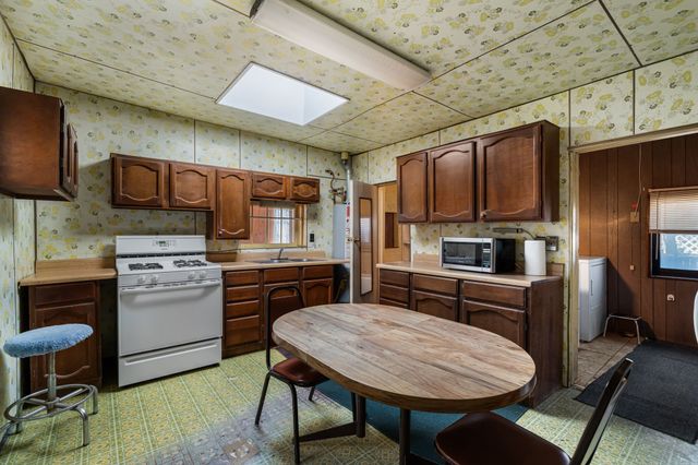 1A, 1B, 2, 4, 5, 7 Melody Lane, Santa Fe, NM 87506