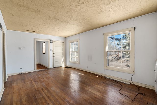 1A, 1B, 2, 4, 5, 7 Melody Lane, Santa Fe, NM 87506
