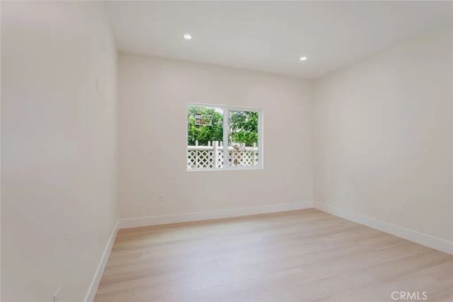 5736 Beck Avenue, North Hollywood, CA 91601