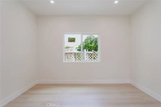 5736 Beck Avenue, North Hollywood, CA 91601