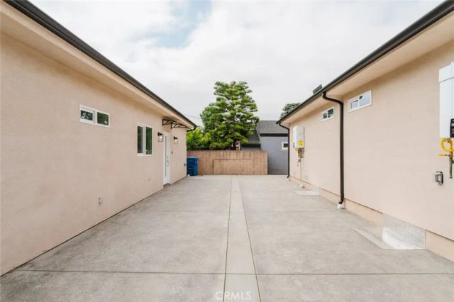 5736 Beck Avenue, North Hollywood, CA 91601