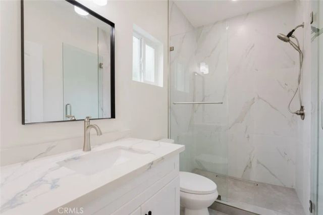 5736 Beck Avenue, North Hollywood, CA 91601
