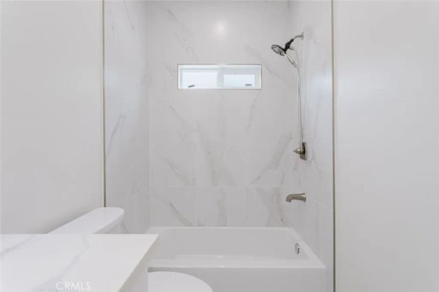 5736 Beck Avenue, North Hollywood, CA 91601