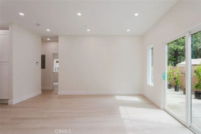 5736 Beck Avenue, North Hollywood, CA 91601