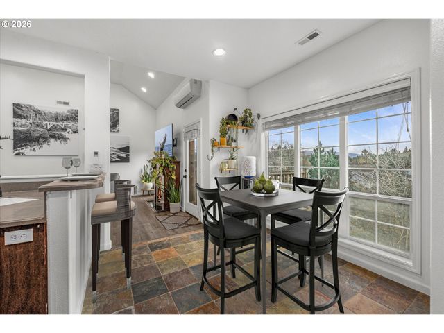 2470 Ne VOYAGE Loop, Lincoln City, OR 97367