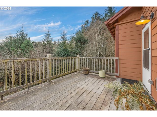 2470 Ne VOYAGE Loop, Lincoln City, OR 97367