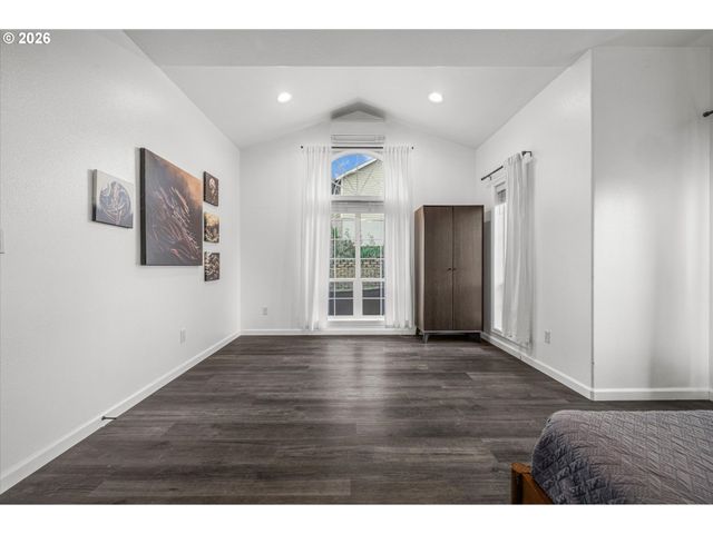 2470 Ne VOYAGE Loop, Lincoln City, OR 97367