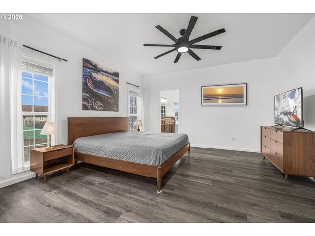 2470 Ne VOYAGE Loop, Lincoln City, OR 97367