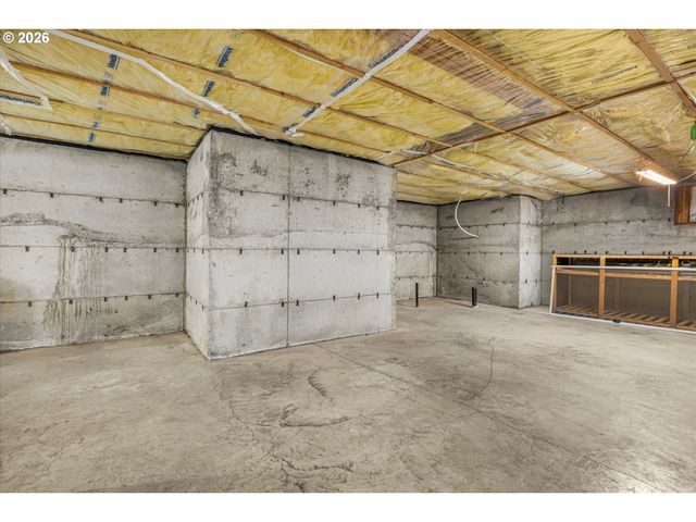 2470 Ne VOYAGE Loop, Lincoln City, OR 97367