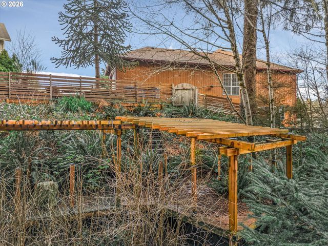 2470 Ne VOYAGE Loop, Lincoln City, OR 97367