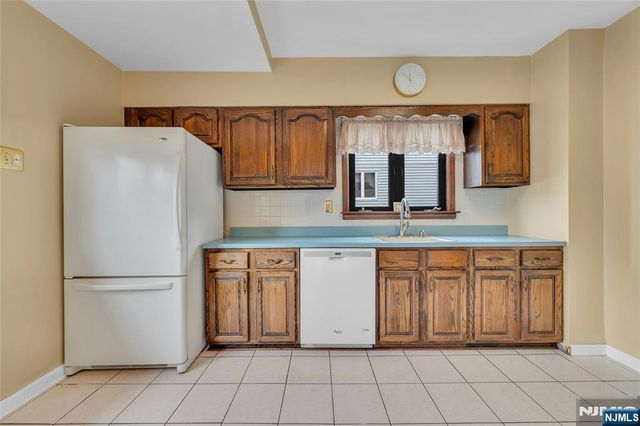 118 Lexington Avenue, Bloomfield, NJ 07003