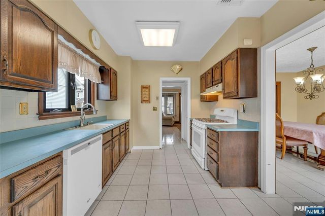118 Lexington Avenue, Bloomfield, NJ 07003