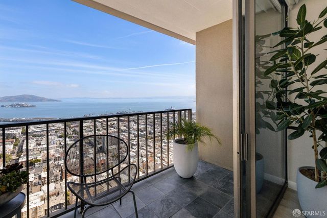 999 Green Street 2403, San Francisco, CA 94133