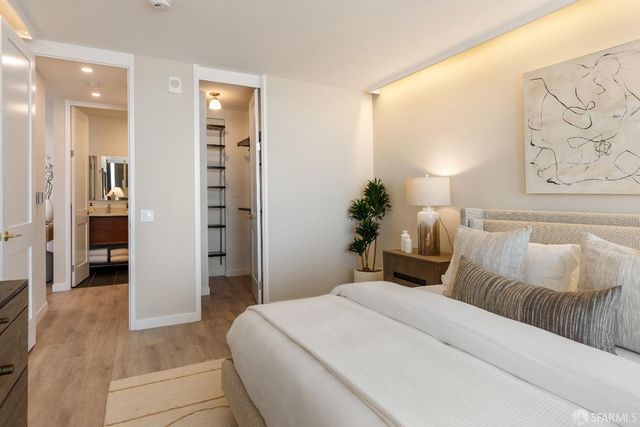 999 Green Street 2403, San Francisco, CA 94133