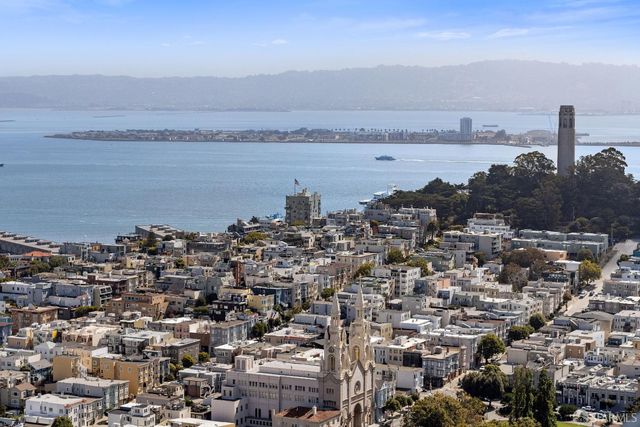 999 Green Street 2403, San Francisco, CA 94133