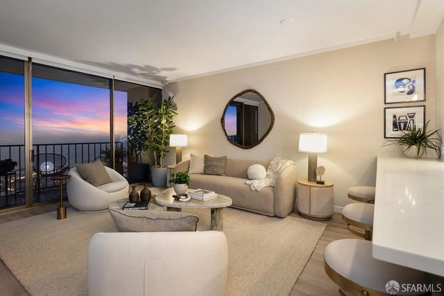 999 Green Street 2403, San Francisco, CA 94133