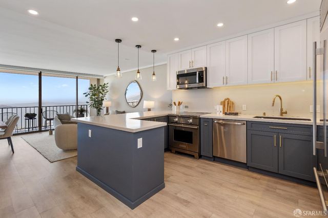 999 Green Street 2403, San Francisco, CA 94133