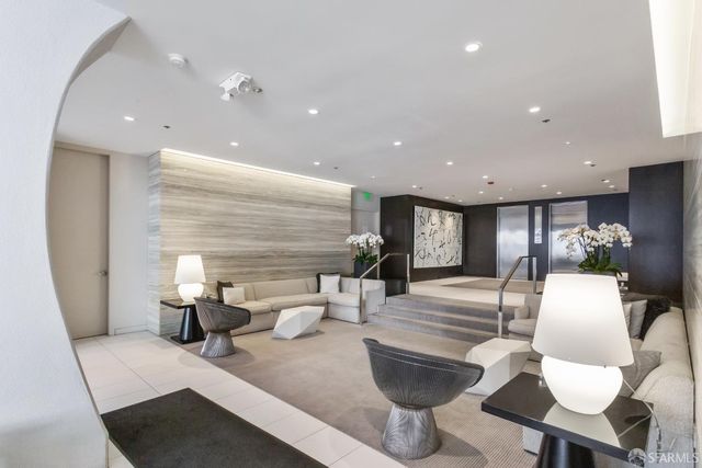 999 Green Street 2403, San Francisco, CA 94133