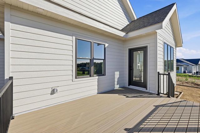6859 Karolina Way, Sun Prairie, WI 53590