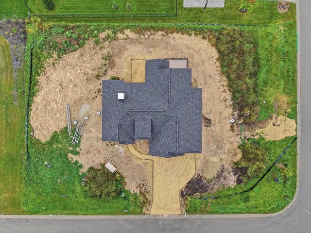 6859 Karolina Way, Sun Prairie, WI 53590