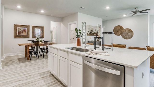 5856 Dove Nest Road, Gulf Breeze, FL 32563