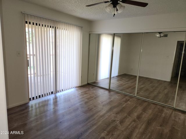 9275 E MISSION Lane 218, Scottsdale, AZ 85258