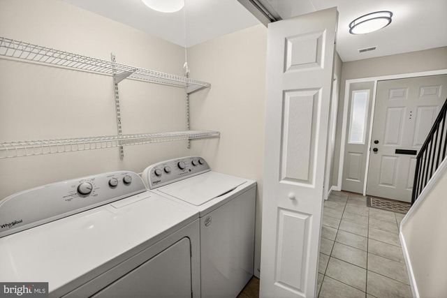 19346 KEYMAR WAY, Gaithersburg, MD 20886
