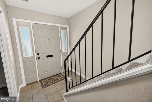19346 KEYMAR WAY, Gaithersburg, MD 20886