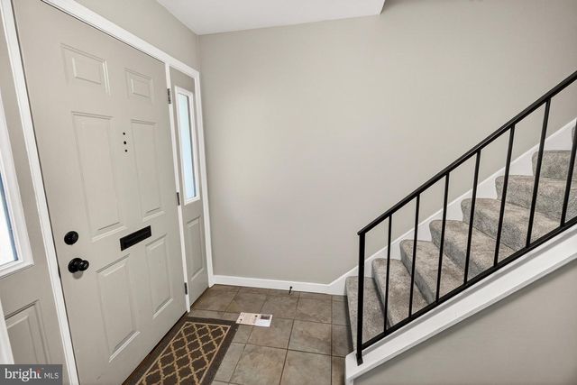 19346 KEYMAR WAY, Gaithersburg, MD 20886