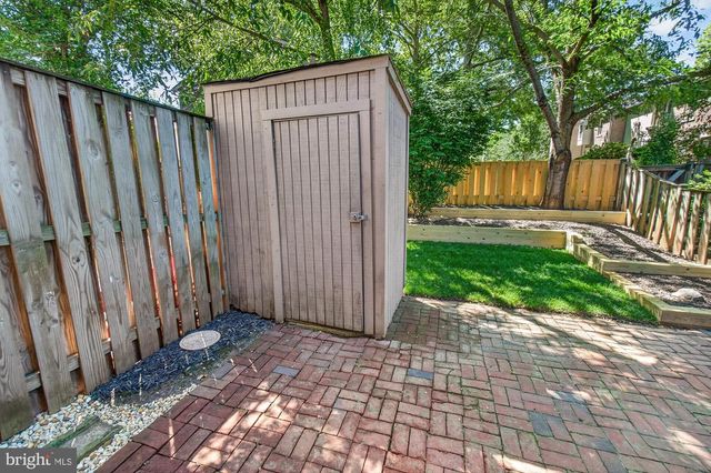 19346 KEYMAR WAY, Gaithersburg, MD 20886