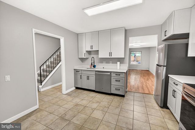 19346 KEYMAR WAY, Gaithersburg, MD 20886