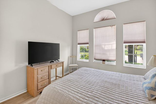 13738 Plaza Mayor Drive, Delray Beach, FL 33446