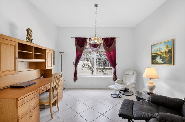 13738 Plaza Mayor Drive, Delray Beach, FL 33446