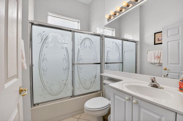 13738 Plaza Mayor Drive, Delray Beach, FL 33446