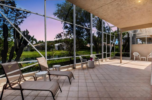 13738 Plaza Mayor Drive, Delray Beach, FL 33446