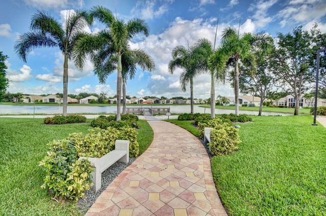 13738 Plaza Mayor Drive, Delray Beach, FL 33446