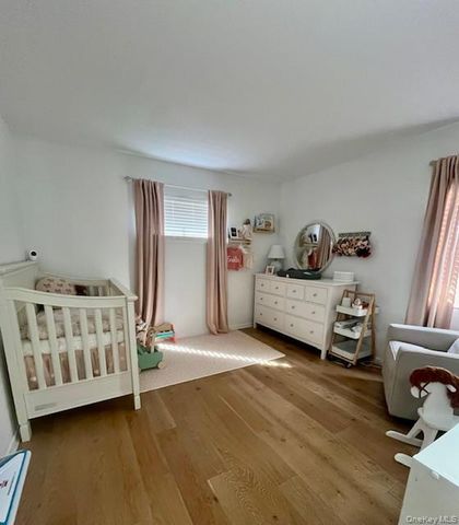 6 Shore Road, Southampton, NY 11968