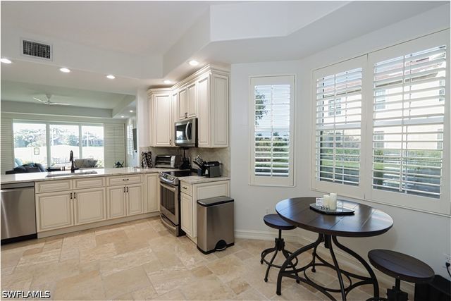 5963 Trophy DR 2002, Naples, FL 34110
