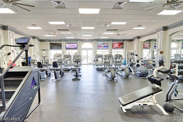 5963 Trophy DR 2002, Naples, FL 34110