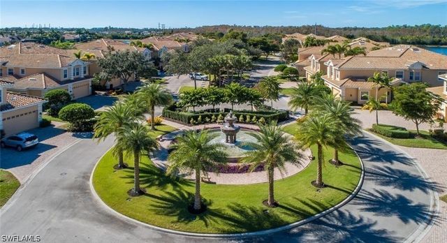 5963 Trophy DR 2002, Naples, FL 34110