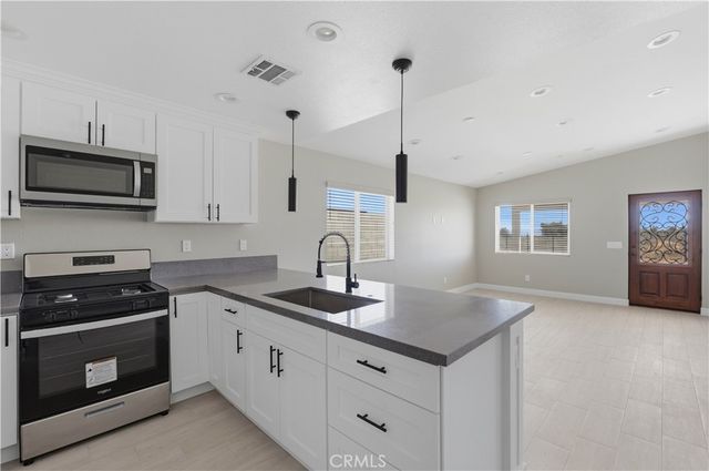 12415 Sycamore Street 3, Victorville, CA 92392