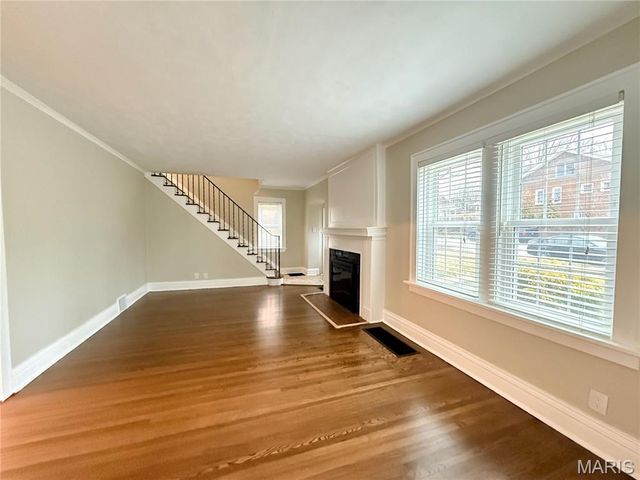 543 N Central Avenue, University City, MO 63130