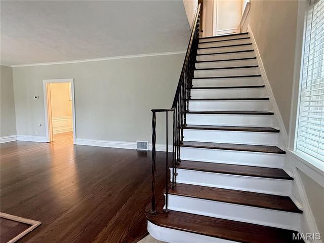 543 N Central Avenue, University City, MO 63130