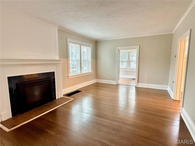 543 N Central Avenue, University City, MO 63130